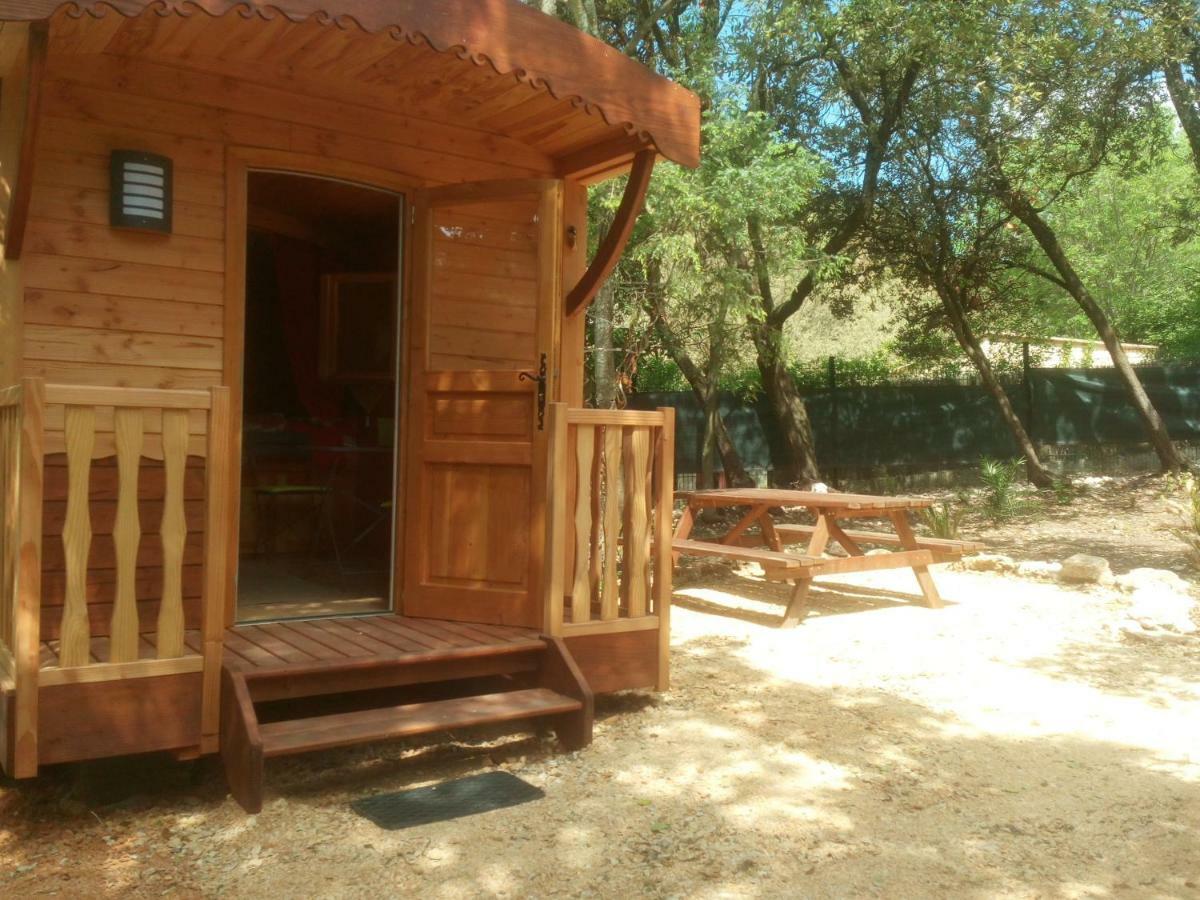 L'Atelier Acomodação com café da manhã Saint-Maximin  Exterior foto